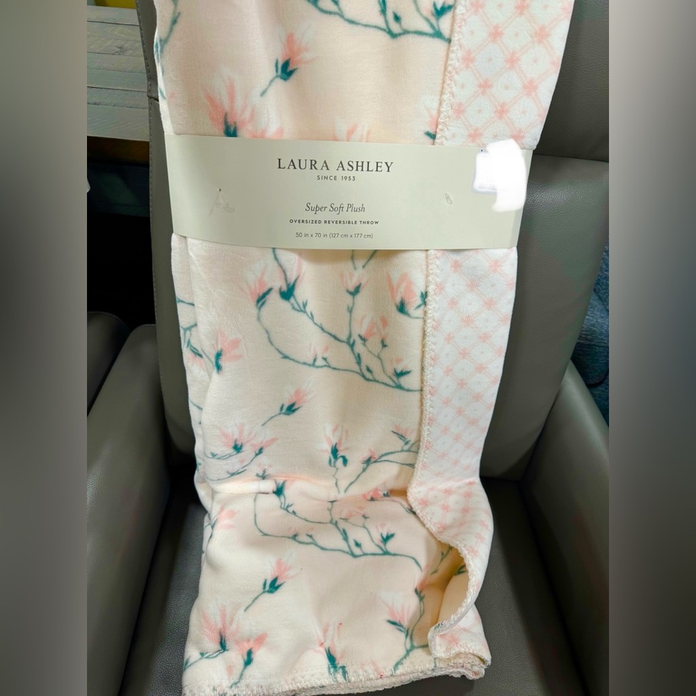 laura ashley blanket